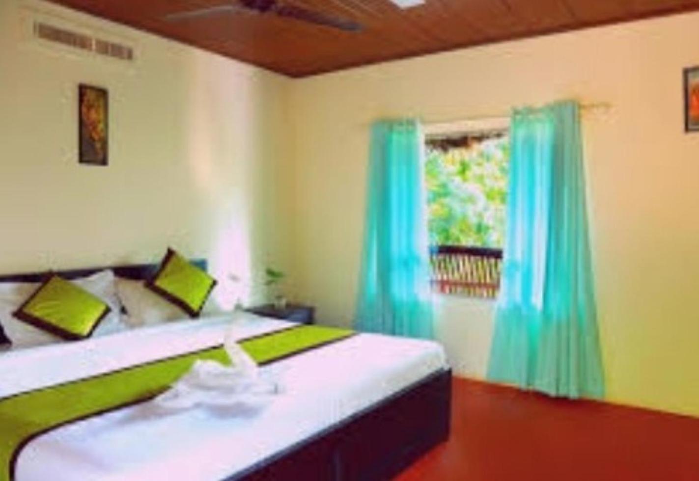Koomankolly Resort Thirunelly Eksteriør billede
