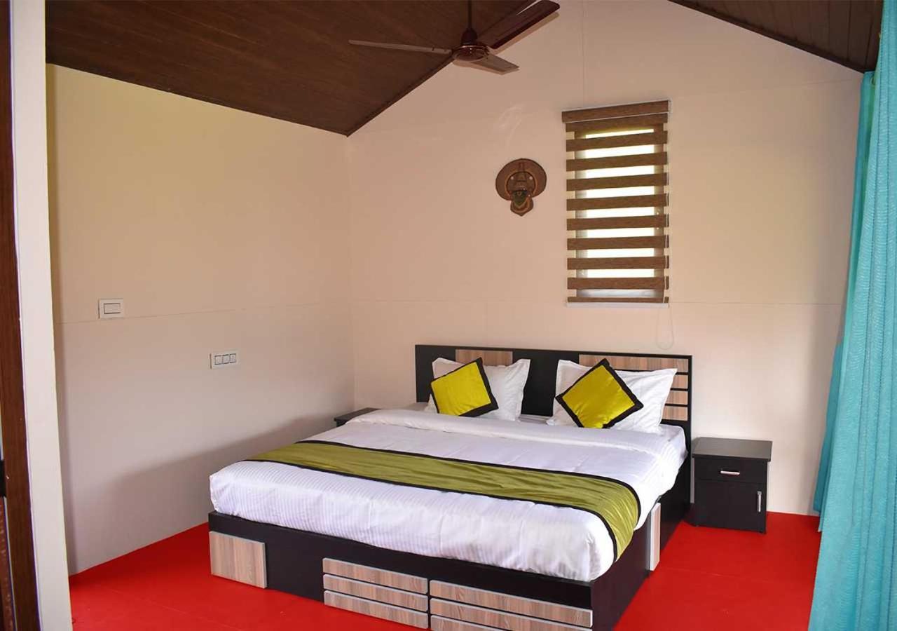 Koomankolly Resort Thirunelly Eksteriør billede