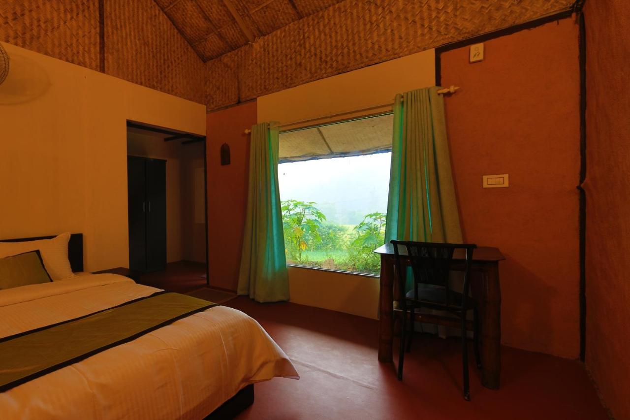 Koomankolly Resort Thirunelly Eksteriør billede